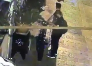  بالفيديو: سرقة دراجة كهربائية من أمام أحد البيوت في مدينة يافا 